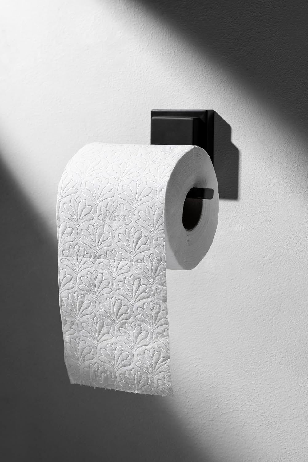 Neve Papel Higiênico Supreme Folha Tripla, 20m, Leve 24 Pague 21 Rolos