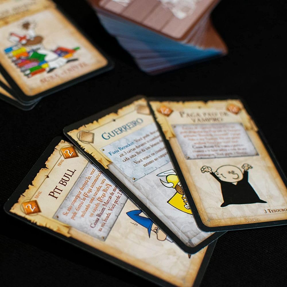 Asmodee Munchkin Jogo de Cartas, 3 a 6 jogadores, Idade +10 | Para Amigos, Partidas de até 90 minutos