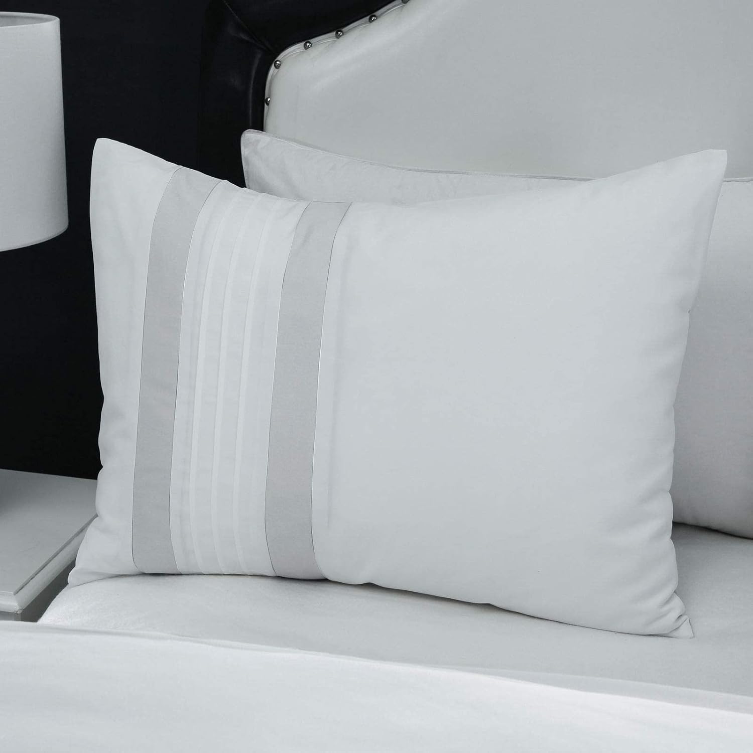 Conjunto de Edredom Ariel 7 Peças com Saia para Cama e Almofadas