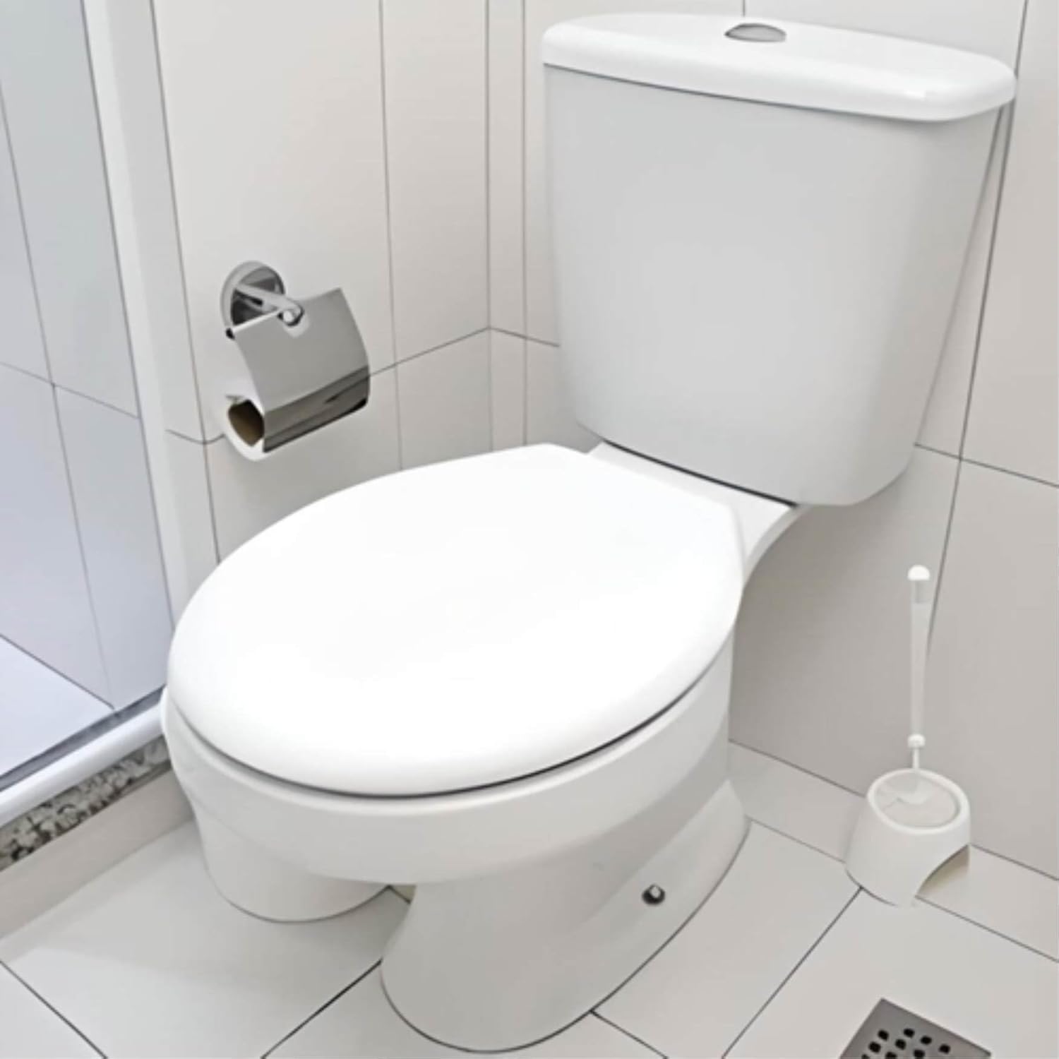 Atlas - Assento Sanitário Plástico Almofadado Clássico com Kit de Fixação, Cor Branca